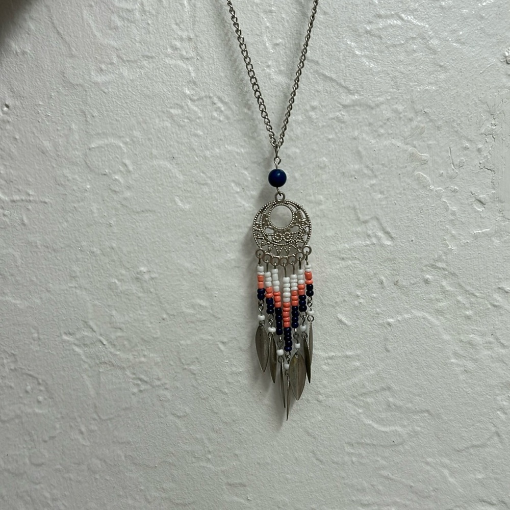 Silver Tone Chain Necklace With Detailed Pendant Beaded Fringe